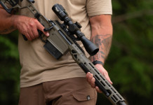 Da Sig Sauer il Blk Lbl, il copricanna per la Cross col bipiede integrato Da Sig Sauer il Blk Lbl, il copricanna per la Cross col bipiede integrato