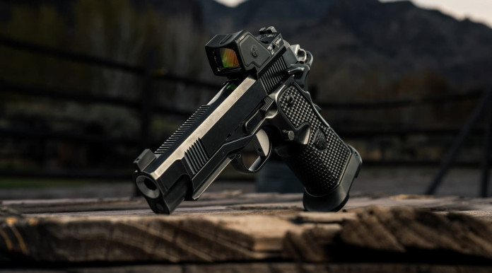Da Cabot Guns la Midnight Rebellion Max Da Cabot Guns la Midnight Rebellion Max