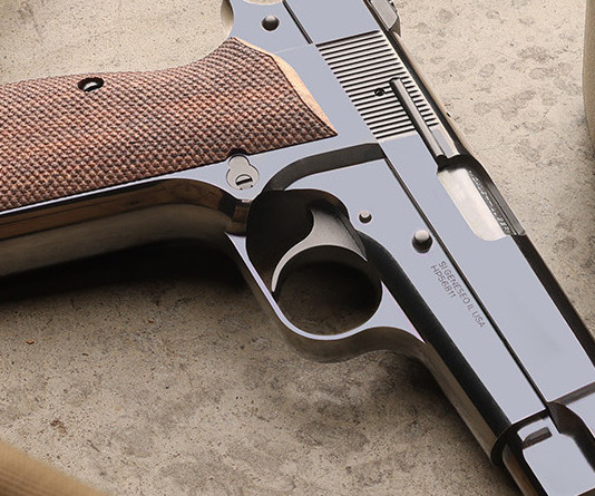 La brunitura lucida per la Springfield Armory Sa-35 La brunitura lucida per la Springfield Armory Sa-35