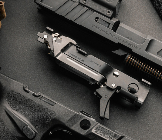 Lo Springfield Armory Central operating group disponibile da sé Lo Springfield Armory Central operating group disponibile da sé