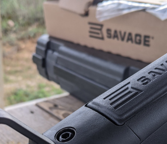 Smith & Wesson acquisisce Savage Smith & Wesson acquisisce Savage